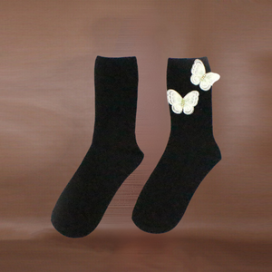 Open image in slideshow, Butterfly Ankle Socks
